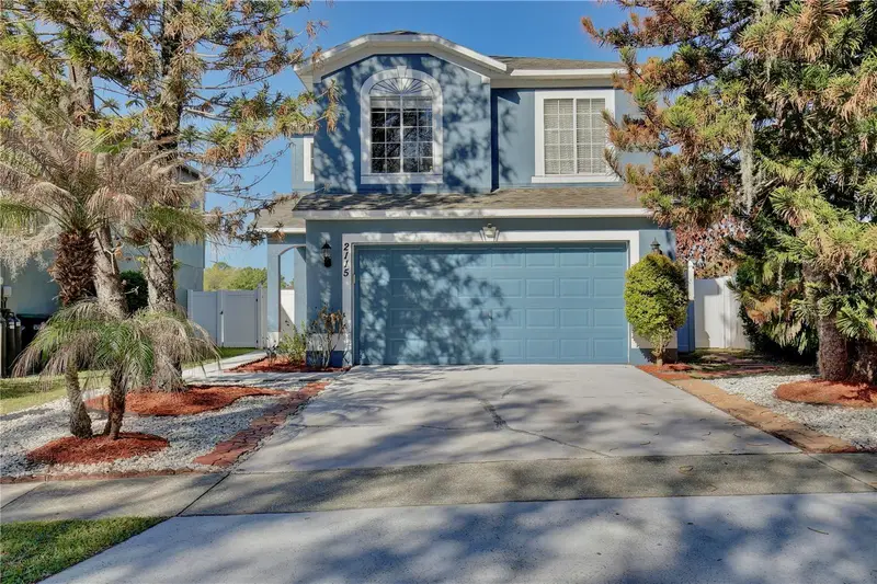 2115 Heathwood Cir, FL