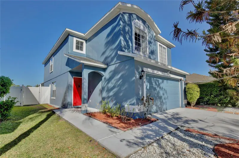 2115 Heathwood Cir, FL