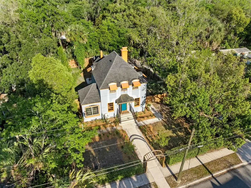 521 Ne 6th St, FL