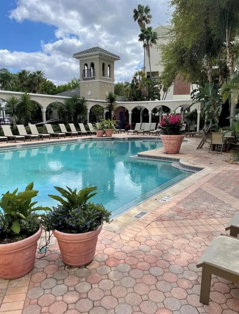 501 Knights Run Ave #2215, FL