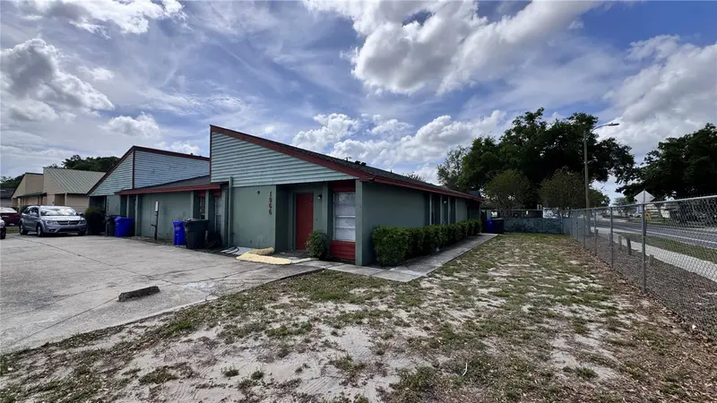 1962 Crystal Grove Dr, FL