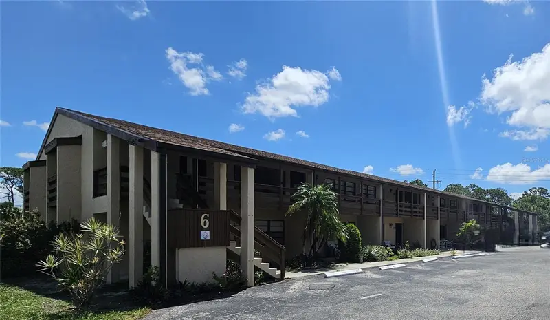 6 Quails Run Blvd #9, FL