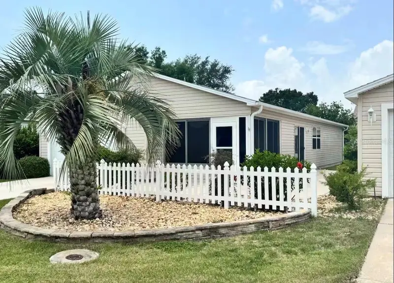 672 Richland Rd, FL