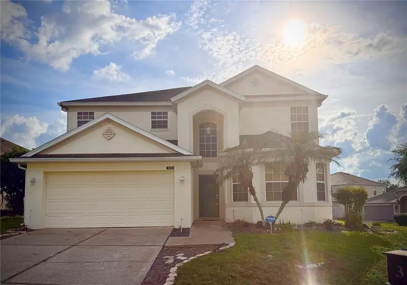 313 Higher Combe Dr, FL