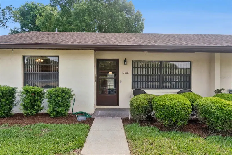 12418 Orangewood Cir, FL