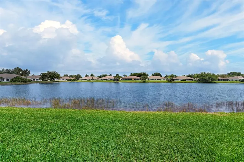 2312 Brookfield Greens Cir #61, FL