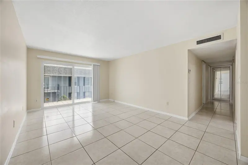 925 W Oak Ridge Rd #925c, FL