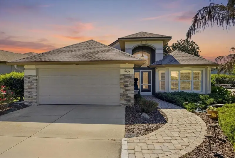 6120 Landings Blvd, FL