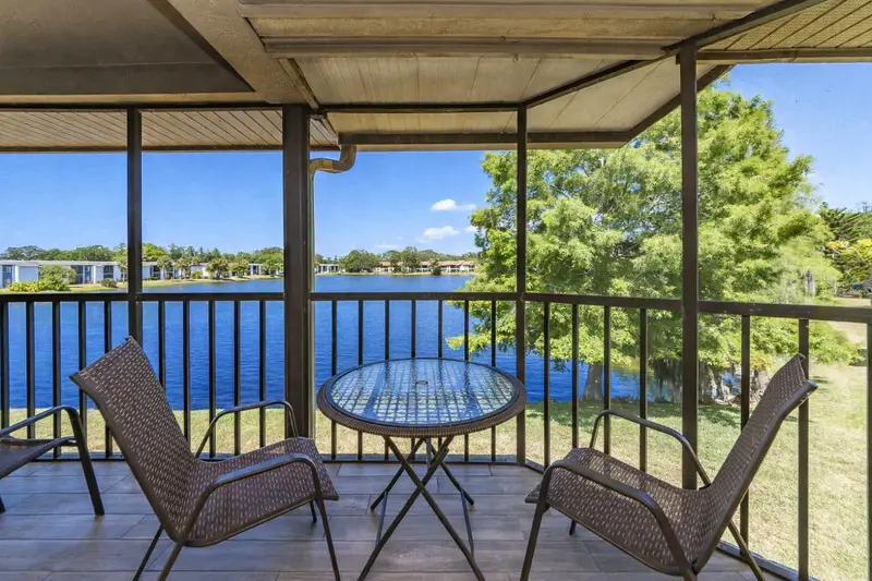 304 Woodlake Wynde #304, FL