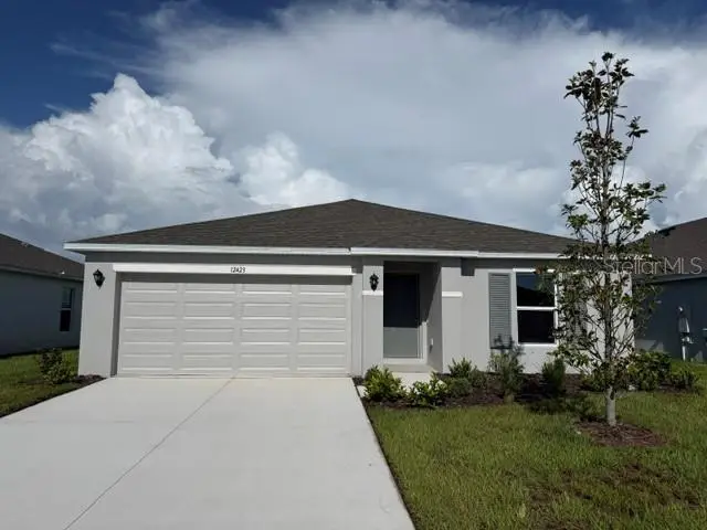 Oakfield Lakes listing