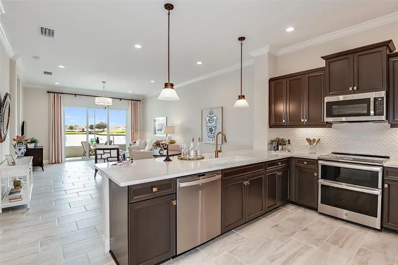 1622 Royal Ct, FL