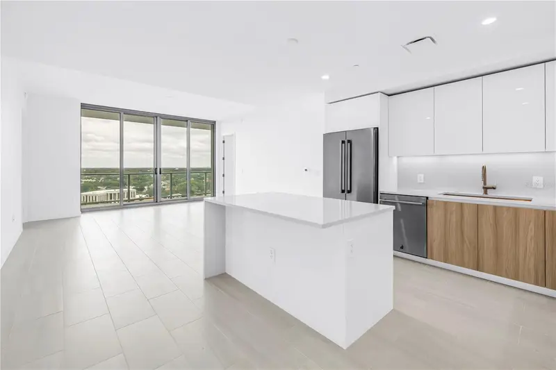 400 Central Ave #1608, FL