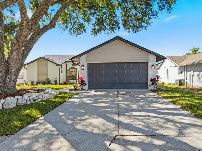 8452 Yearling Ln, FL