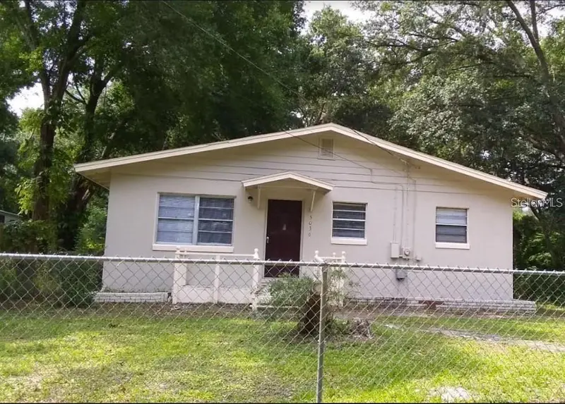5036 College, FL