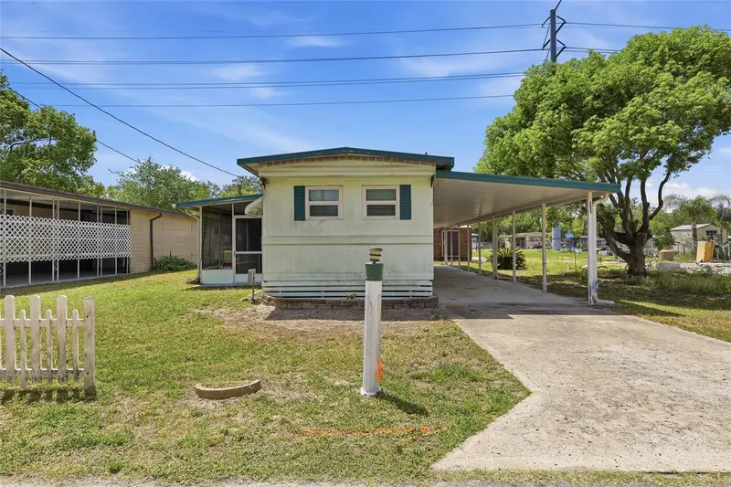 37622 March Ln, FL