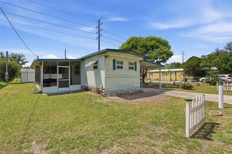 37622 March Ln, FL