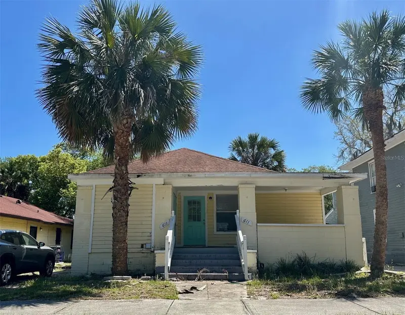 611 Sanford Ave, FL