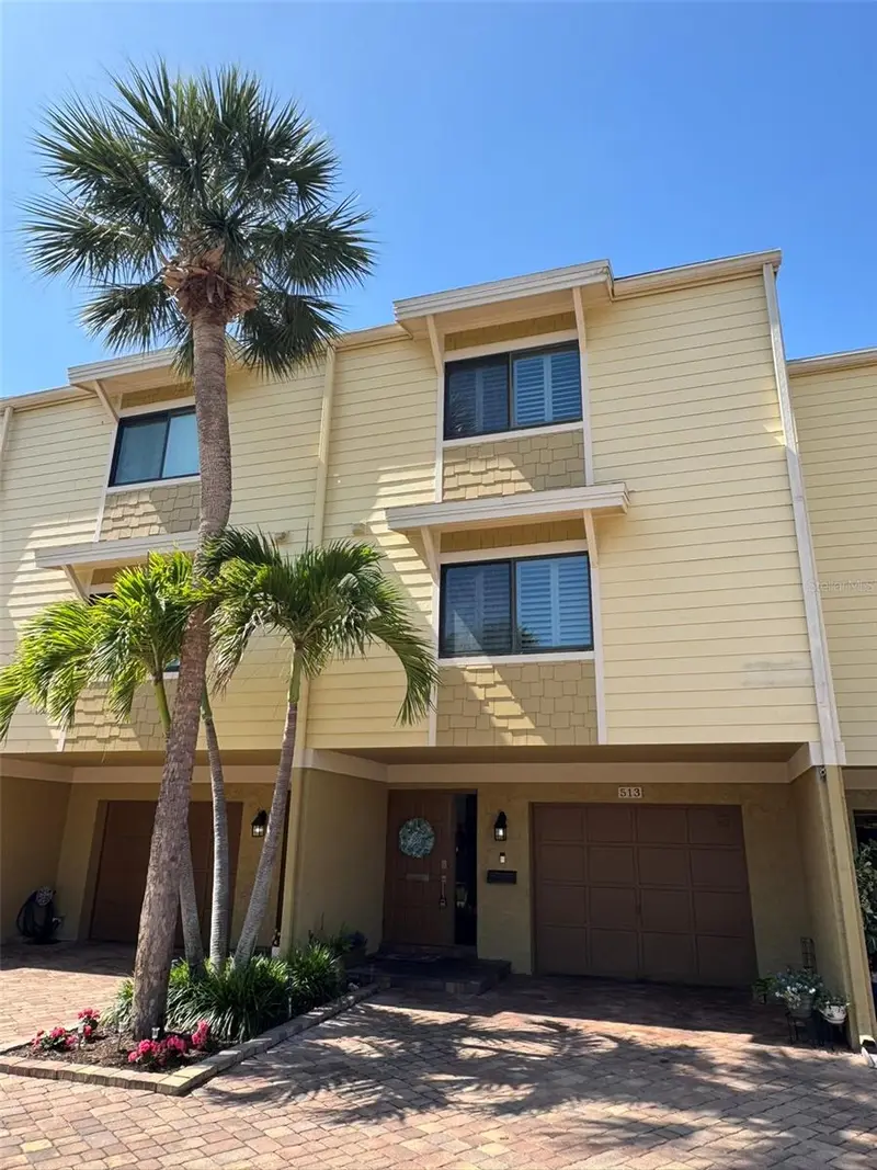 513 Haven Point Dr, FL