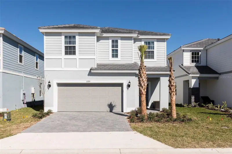7195 Oakmoss Loop, FL
