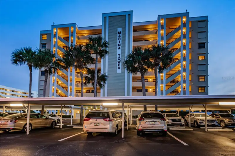 2530 Gary Cir #802, FL
