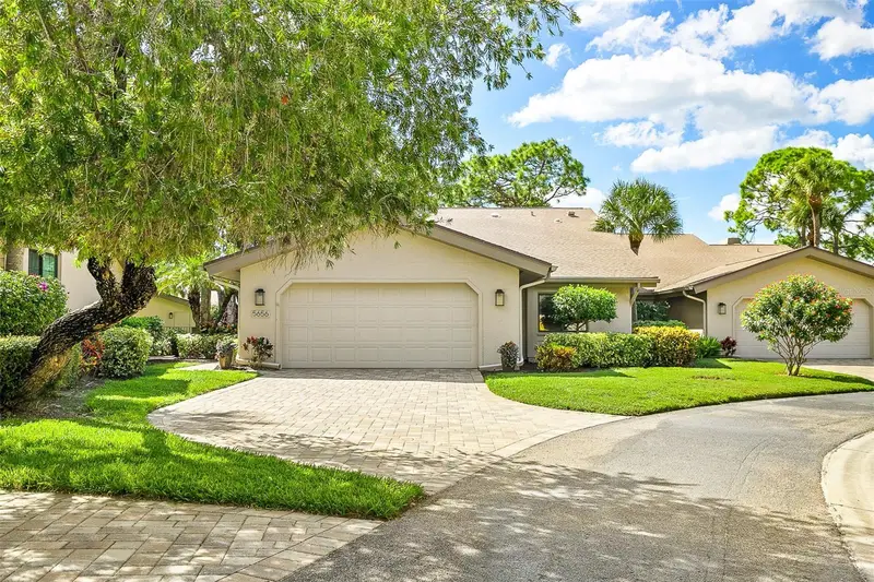 5656 Pipers Waite #34, FL