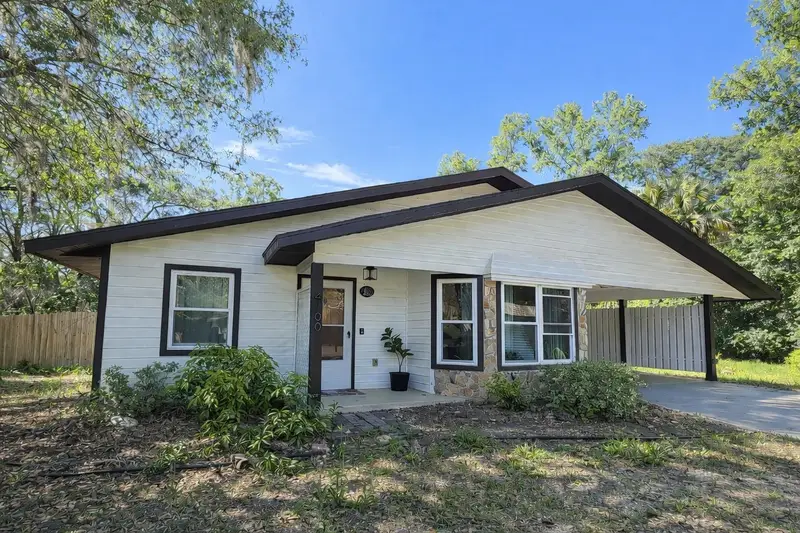 4100 N Eagle Nest Pt, FL