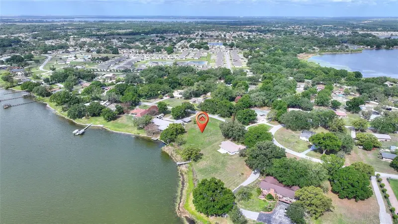 Lake Ave, FL