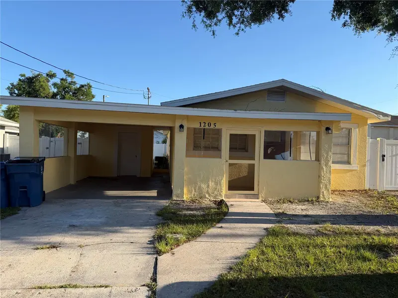 1205 Avenue I, FL