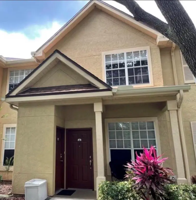 875 Grand Regency Pt #203, FL