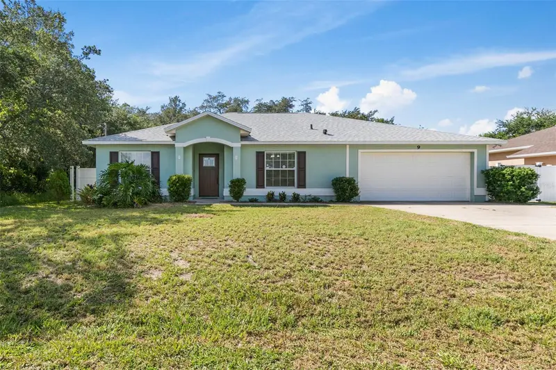 9 Firethorn Ln, FL