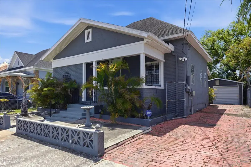 2318 W Cordelia St, FL