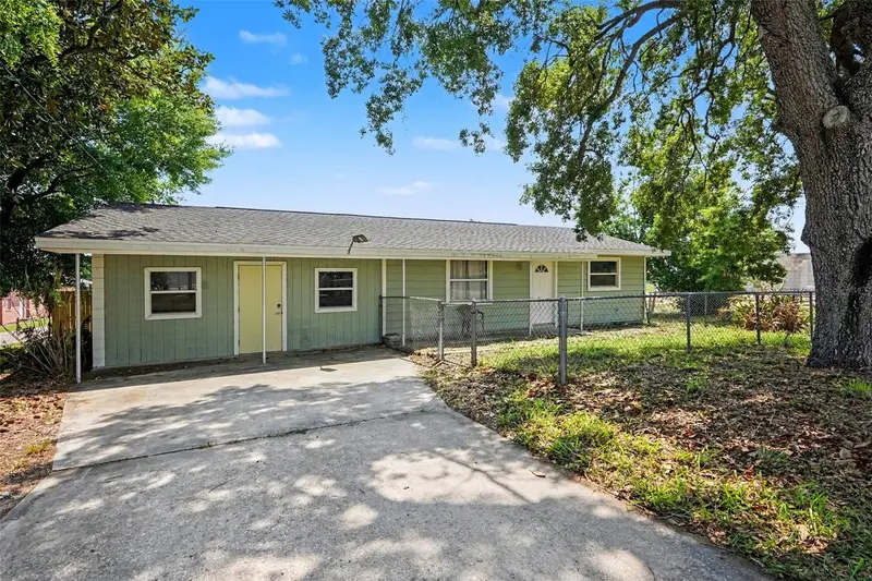 355 S Oak Ave, FL