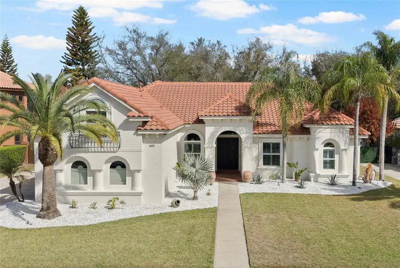 4811 Keeneland Cir, FL