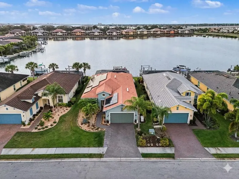 1018 Overlook Ct, FL