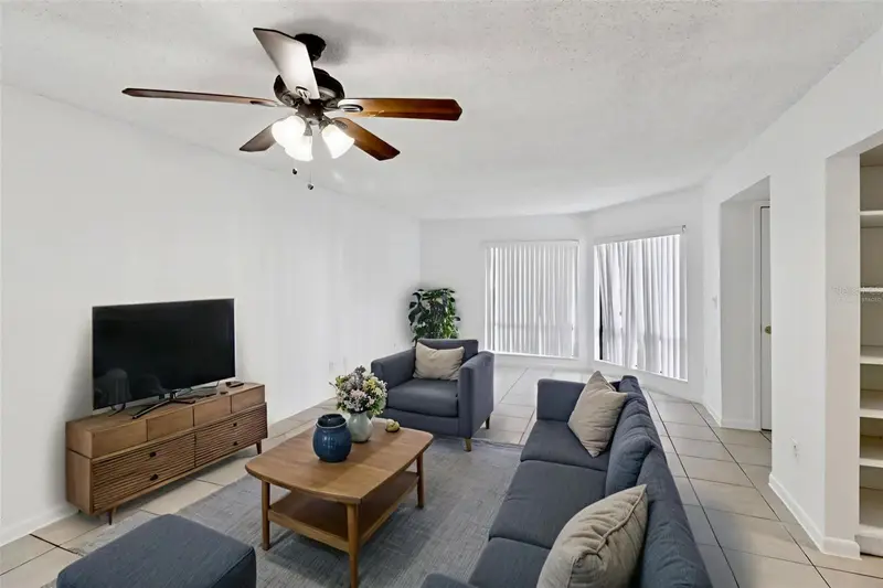 4369 Aqua Vista Dr #16-C, FL