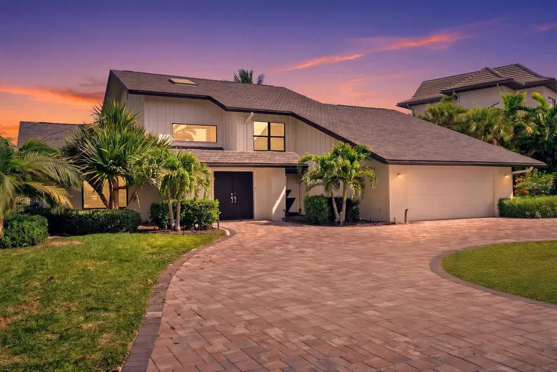 847 Freeling Dr, FL