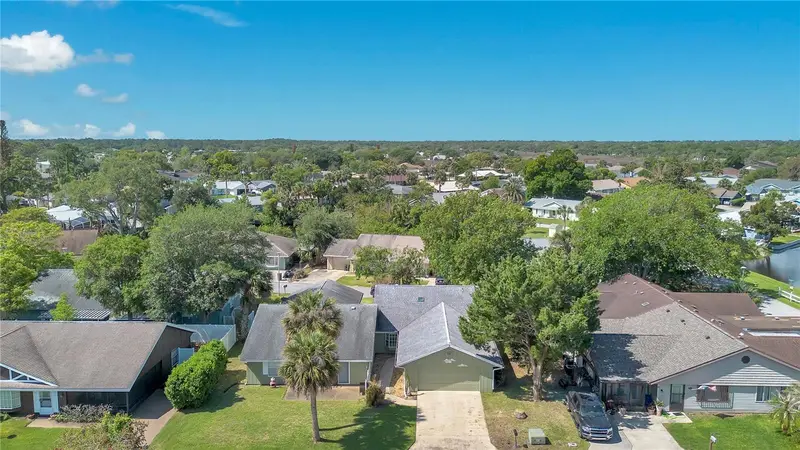 16 Eagle Ln, FL