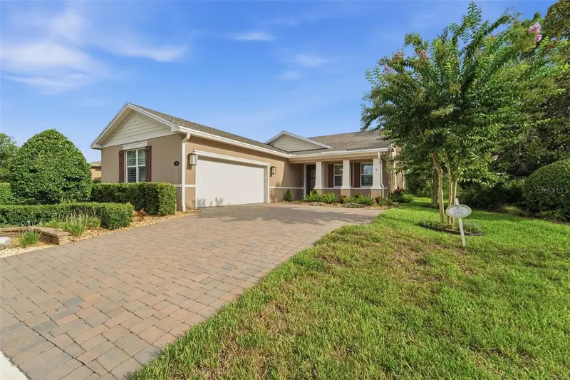 103 Old Moss Cir, FL