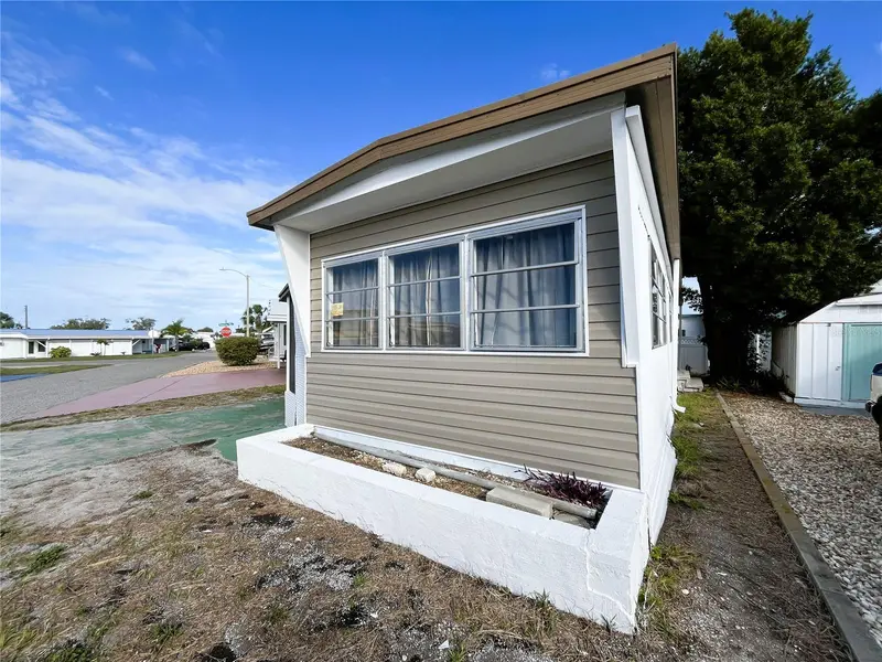 2113 Illinois Ave, FL