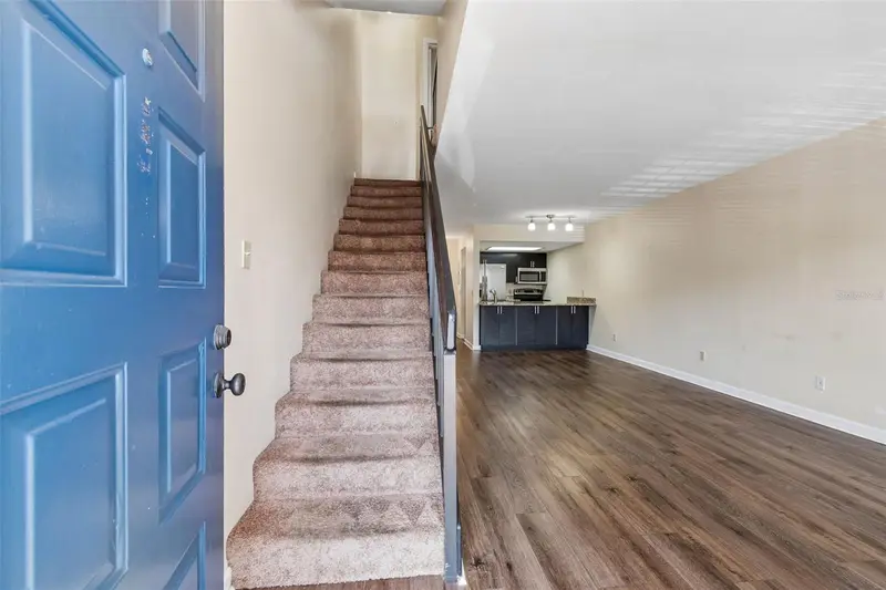4839 Mcelroy #F206, FL