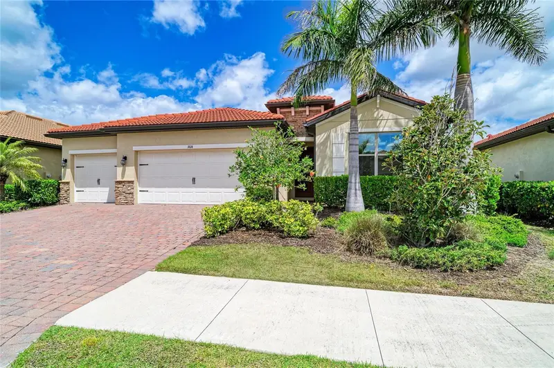 564 Maraviya Blvd, FL