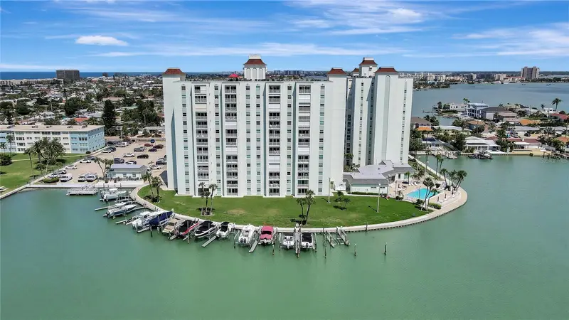 400 64th Ave #202, FL
