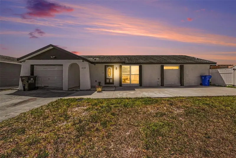 10119 Chimney Hill Ct, FL