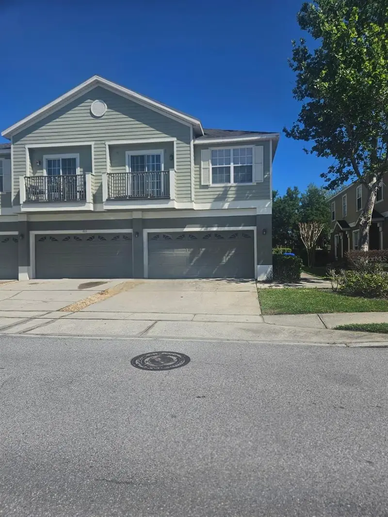 1917 Estancia Cir, FL