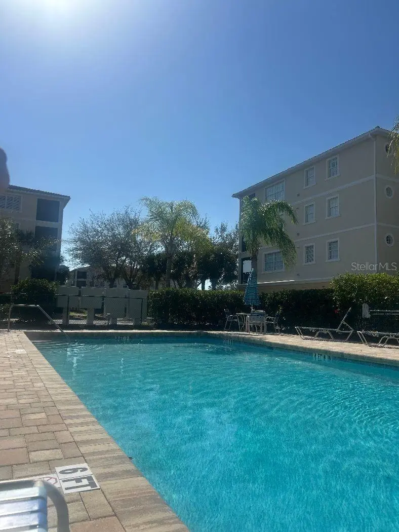 940 Cooper St #302, FL