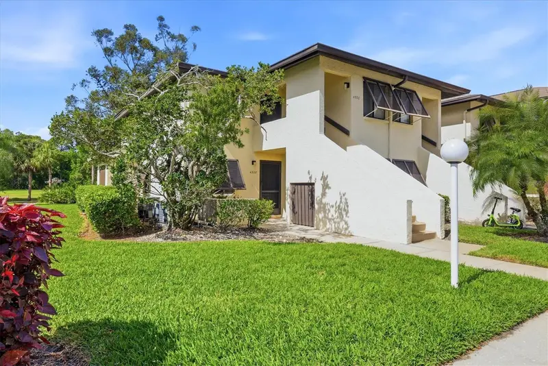 4528 Longwater #35, FL
