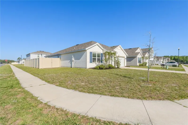 2114 Nw 246th Ter, FL