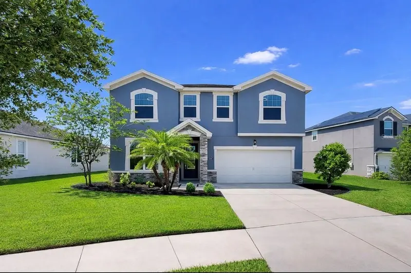 12317 Bay Estuary Bnd, FL