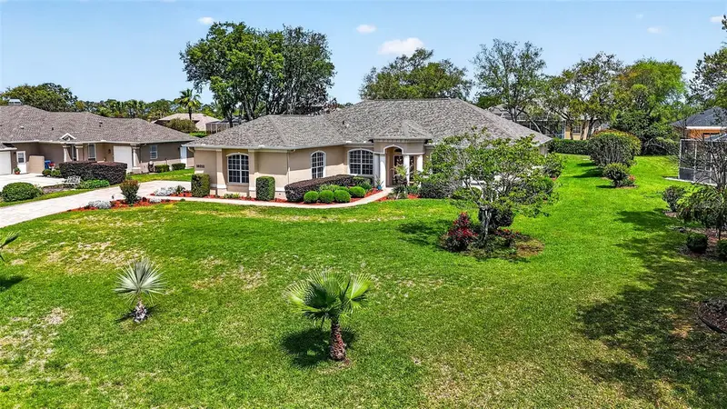 10211 Ridge Top Loop, FL