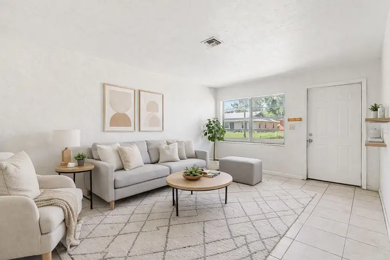 34 Nw 21st Pl, FL